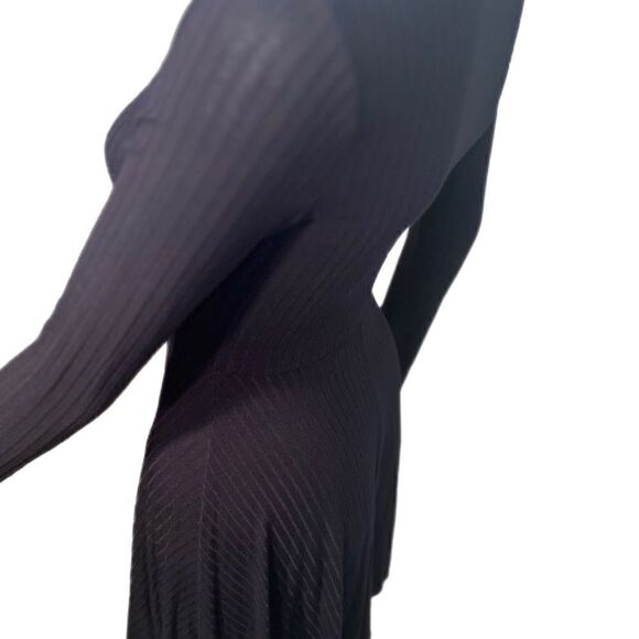 Lulu’s Alondra Black Long Sleeve Skater Dress - Picture 5 of 10
